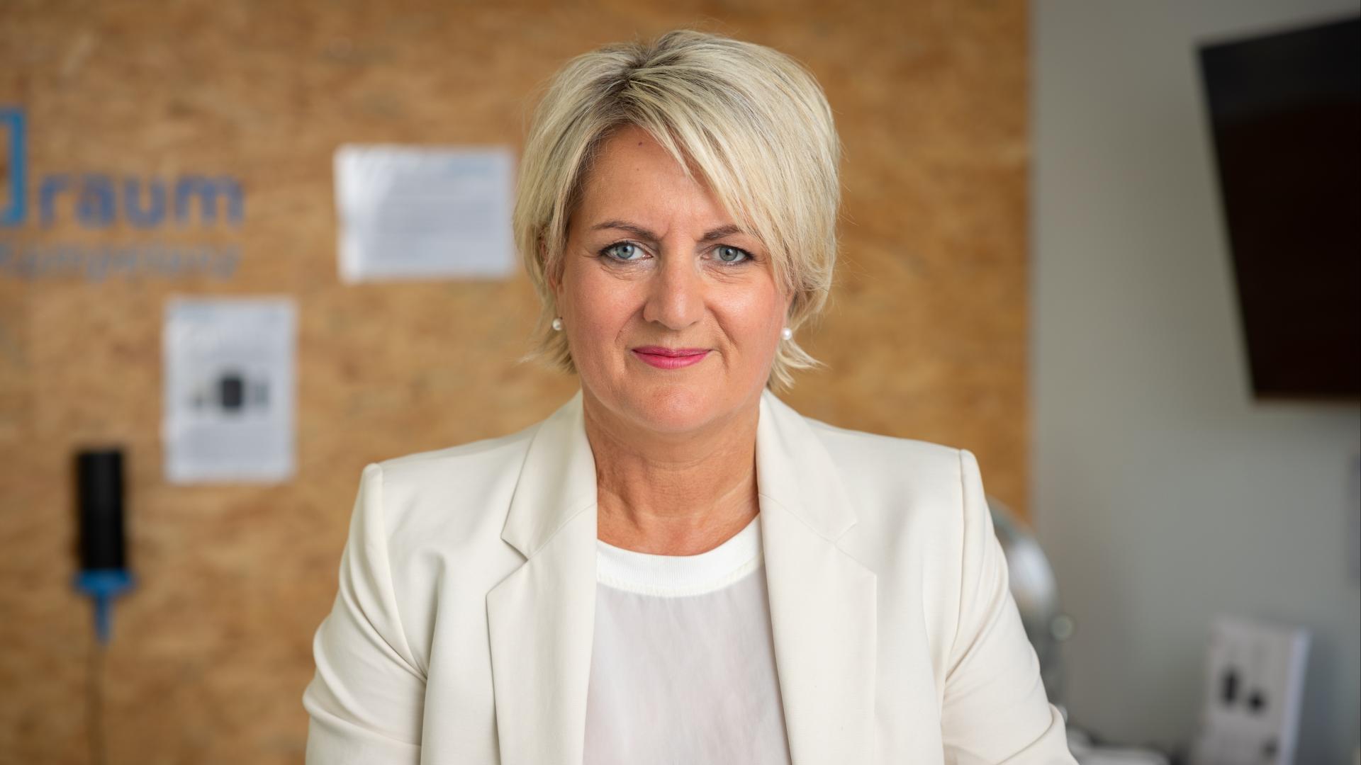 Ruth Meyer, Direktorin der Landesmedienanstalt Saarland