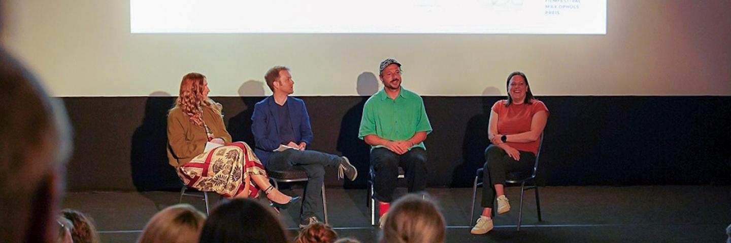 Ina Goedert, Marc Patzwald, Hannes Schilling und Svenja Böttger während der Podiumsdiskussion