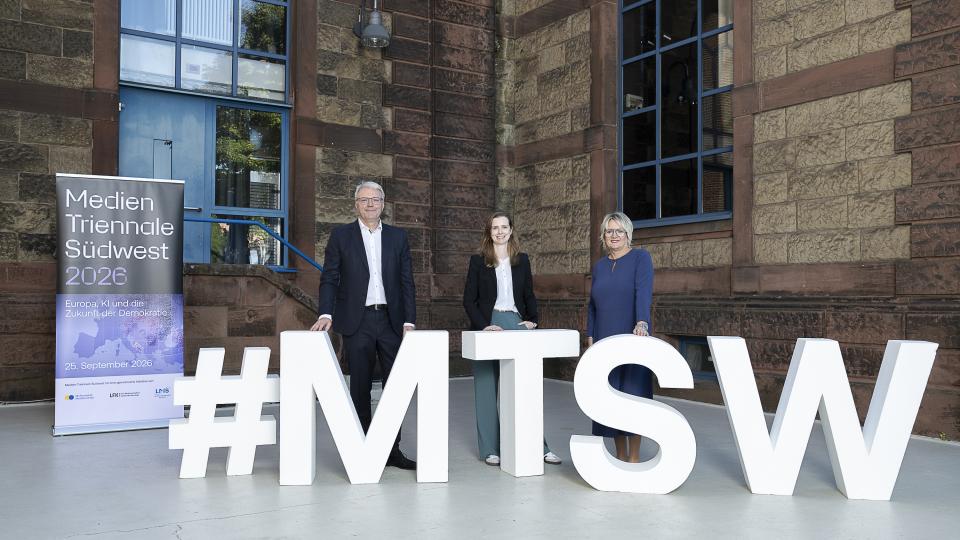 Dr. Marc Jan Eumann (Medienanstalt RLP), Julia Jeske (LFK) und Ruth Meyer (LMS) ©Medienanstalt RLP, Fotograf Victor Beusch